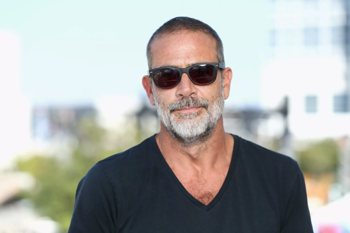 Jeffrey Dean Morgan wearing sunglasses