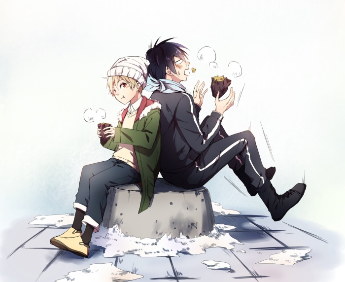 Yato and Yukine from Noragami eating snacks