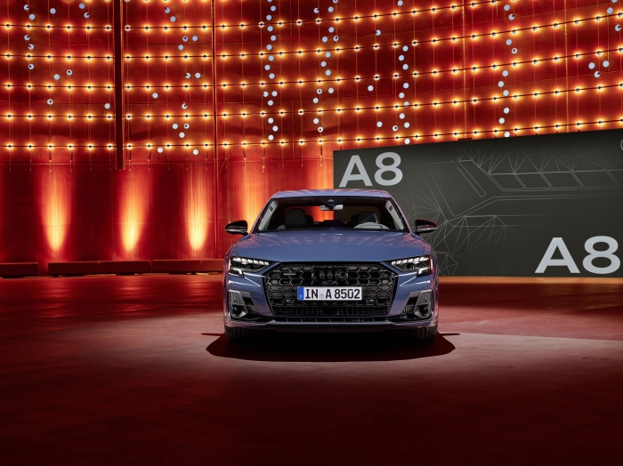 Audi A8 4K quattro S line