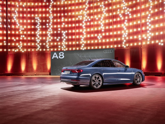 Audi A8 4K quattro S line
