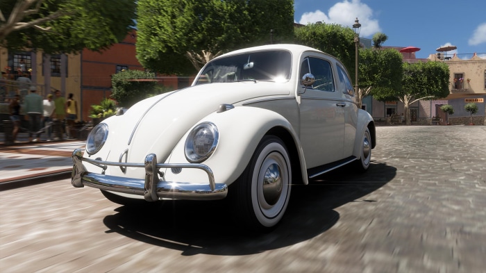 White Volkswagen Beetle in Forza Horizon 5
