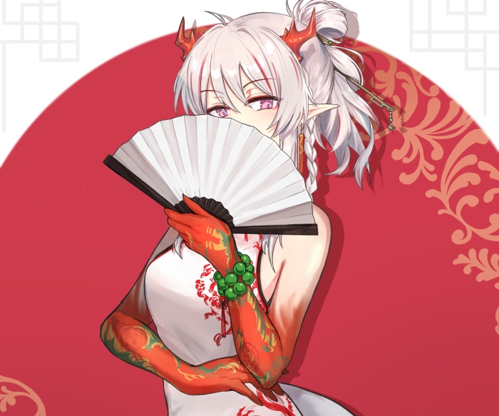 Nian from Arknights holding a fan