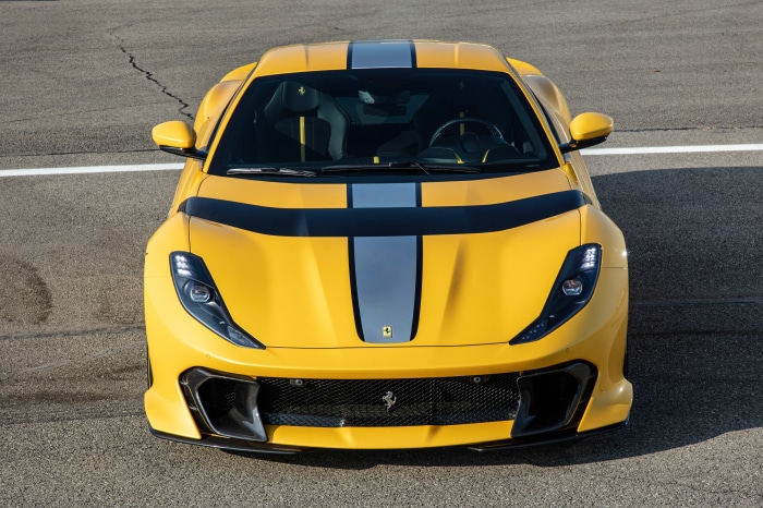Yellow Ferrari 812 Competizione 4K