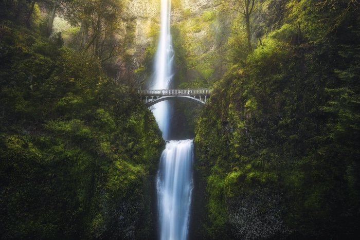 Multnomah Falls with Historic Bridge