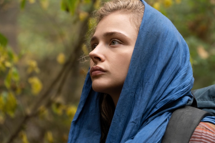 Chloë Grace Moretz in Mother/Android 4K