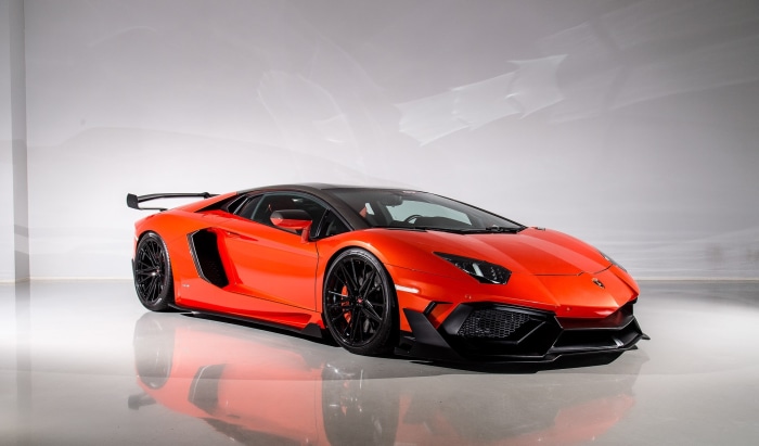 Orange Lamborghini Aventador SVJ