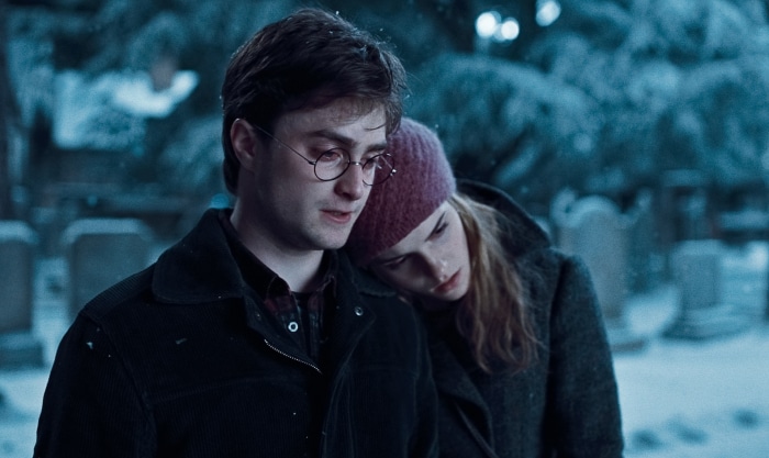 Harry Potter and Hermione Granger in the snow