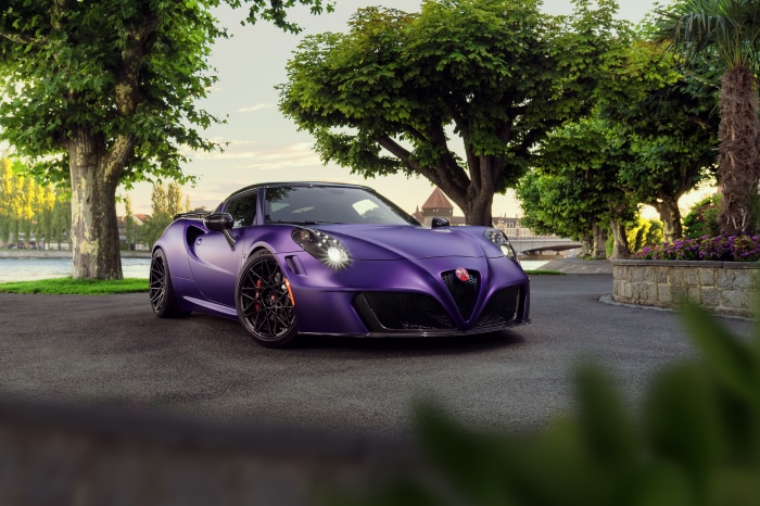 Purple Alfa Romeo 4C 4K