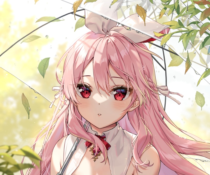 Rosuuri under an umbrella in the rain