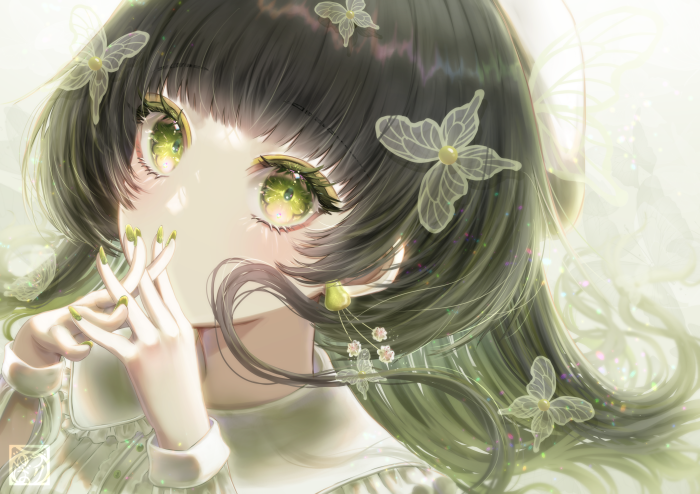 Girl with green eyes and butterflies 4K