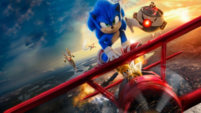 Sonic the Hedgehog 2 4K: Sonic, Tails, and Eggman in a plane battle