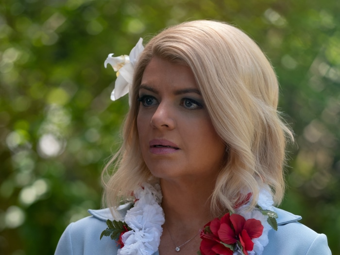 Casey Wilson from The Shrink Next Door 4K