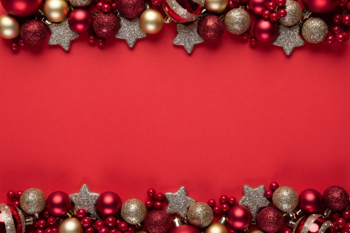 Christmas Ornaments and Berries Border
