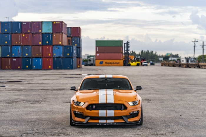 Orange Ford Mustang Shelby GT350 4K