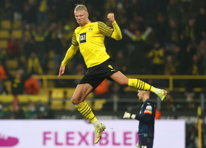 Erling Haaland of Borussia Dortmund celebrating
