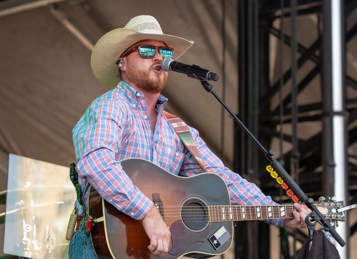 Cody Johnson performing live
