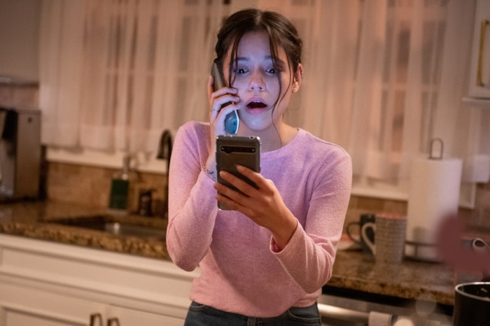 Jenna Ortega from Scream (2022) in a Thriller Scene