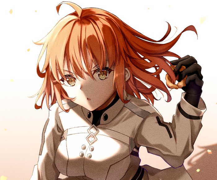 Gudako from Fate/Grand Order holding a donut