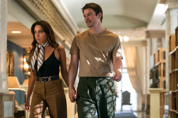 Aubrey Plaza and Josh Hartnett in Operation Fortune: Ruse de Guerre