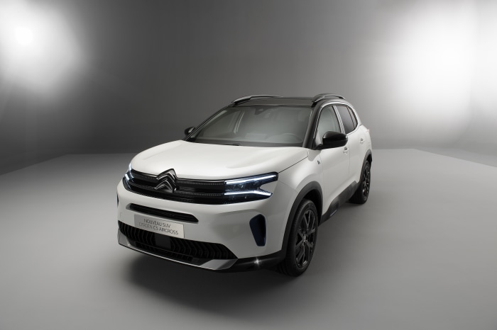 White Citroen C5 Aircross SUV