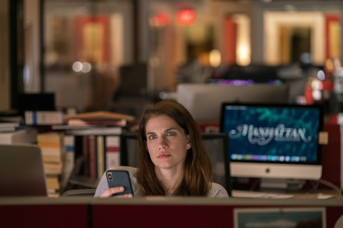 Anna Chlumsky in Inventing Anna