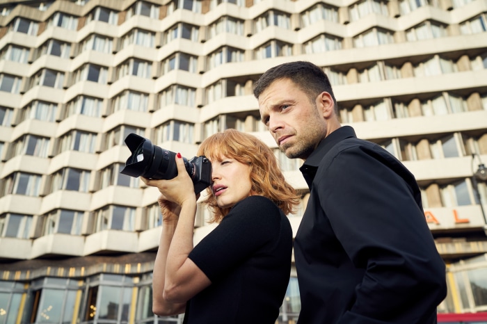 Jessica Chastain and Sebastian Stan in The 355 4K