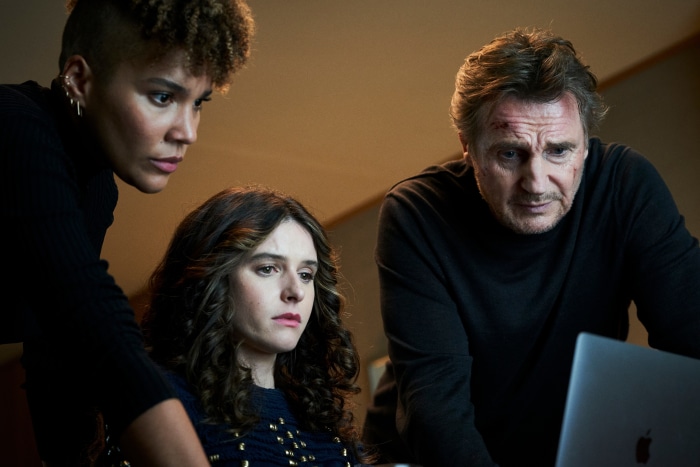 Emmy Raver-Lampman and Liam Neeson in Blacklight 4K