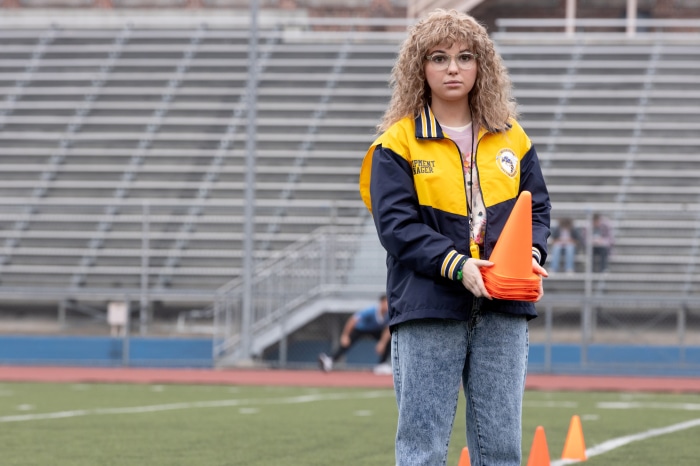 Shauna from Yellowjackets holding orange cones