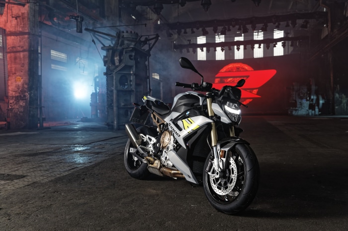 BMW S1000R