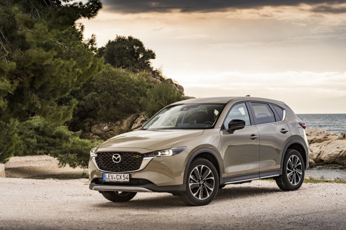 Mazda CX-5 Skyactiv-D 4K SUV