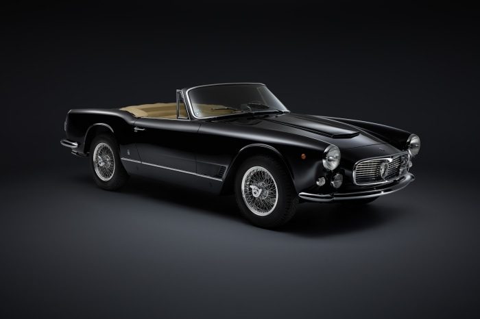 Black Maserati 3500 GTi Spyder Cabriolet