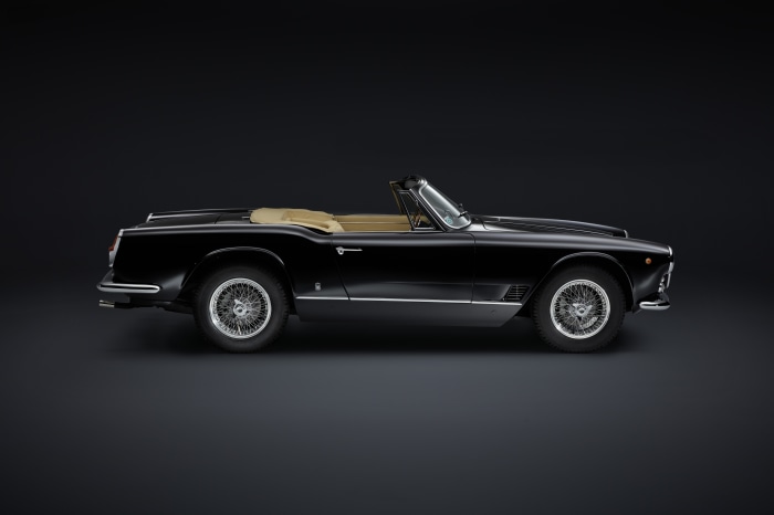 Black Maserati 3500 GTi Spyder Cabriolet