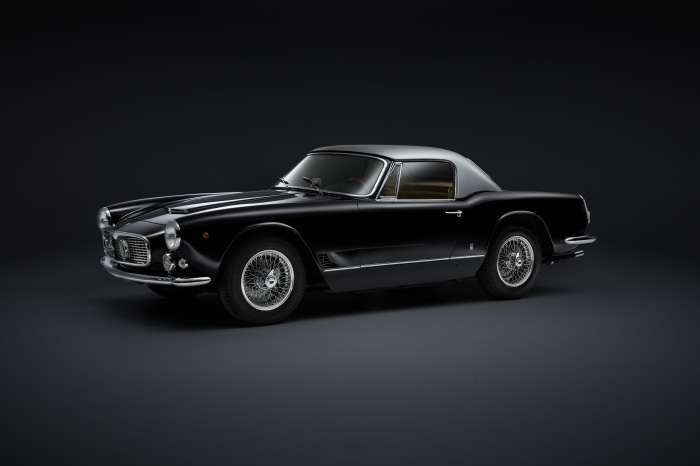 Black Maserati 3500 GTi Spyder Cabriolet