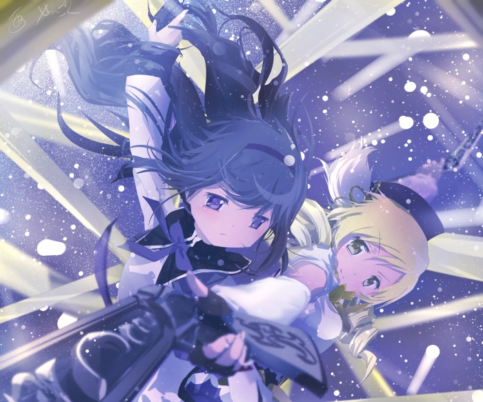 Homura Akemi and Mami Tomoe from Puella Magi Madoka Magica
