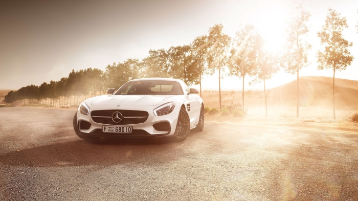 White Mercedes-AMG GT 4K on Desert Road
