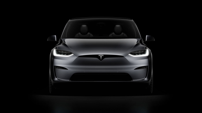 Tesla Model X Plaid