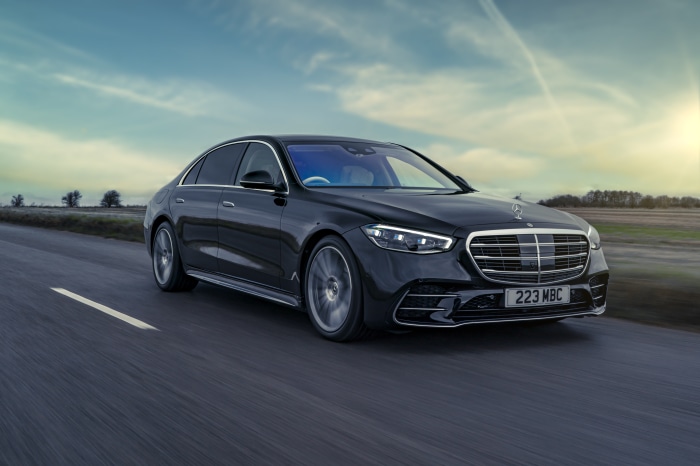 Mercedes-Benz S-Class 4K