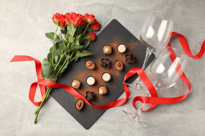 Valentines Day 4K Red Roses and Chocolates
