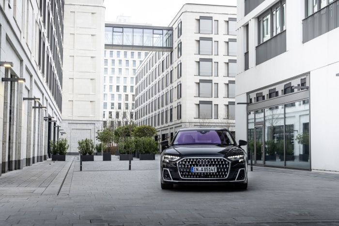 Audi A8 L 60 TFSI e quattro S line