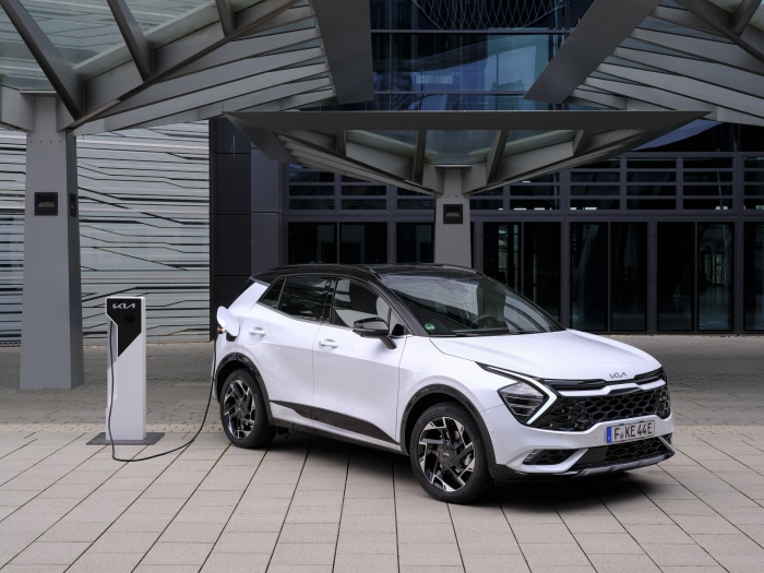 White Kia Sportage GT-Line PHEV charging