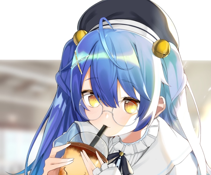 Amamiya Kokoro from Nijisanji drinking a beverage
