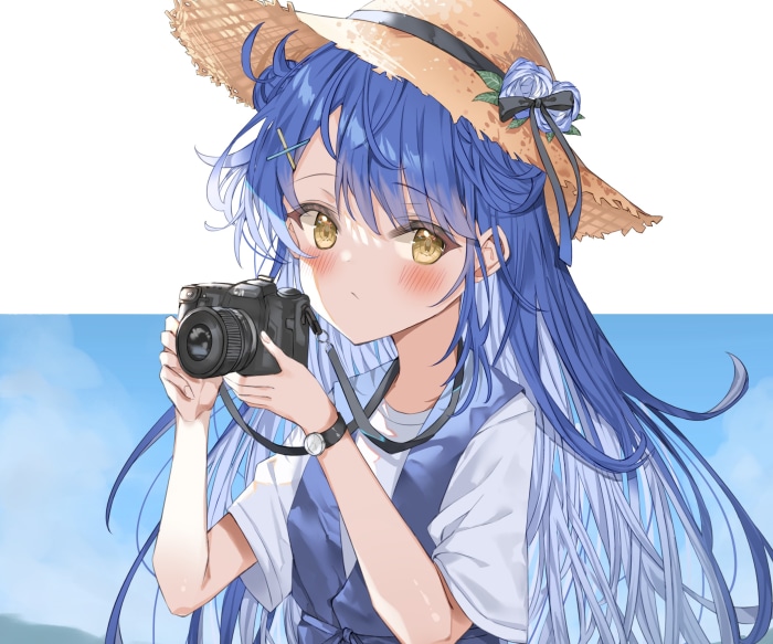 Amamiya Kokoro from Nijisanji holding a camera