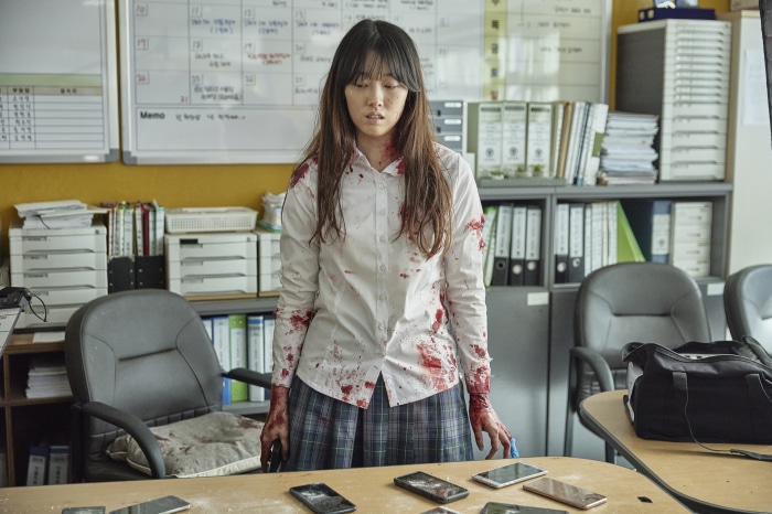 Girl covered in blood from All Of Us Are Dead 4K
