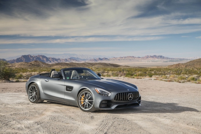 Mercedes-AMG GT C Cabriolet in desert landscape