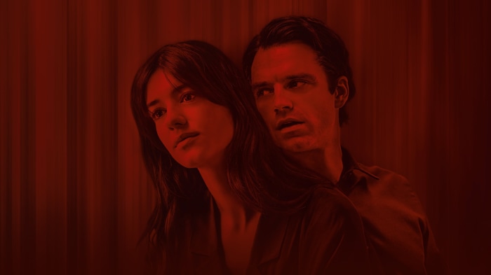 Sebastian Stan and Daisy Edgar-Jones in Red Lighting