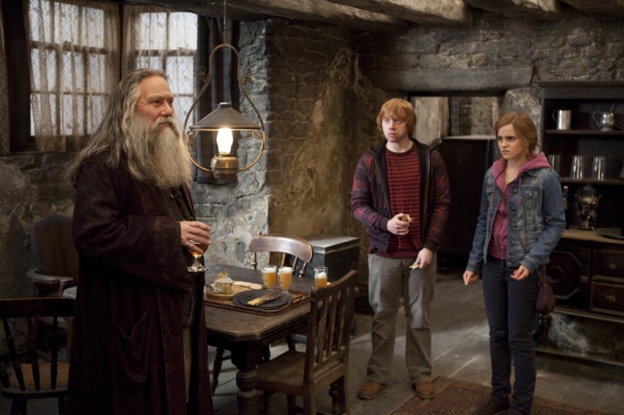 Aberforth Dumbledore with Ron Weasley and Hermione Granger