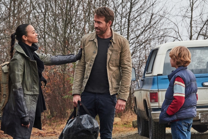 Ryan Reynolds and Zoe Saldana from The Adam Project 4K