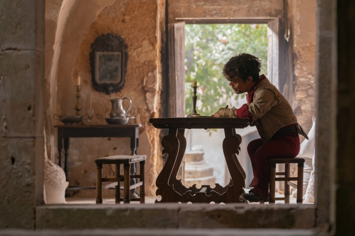 Peter Dinklage in Cyrano 4K