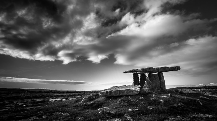 Pulnabrone Dolmen, Ireland