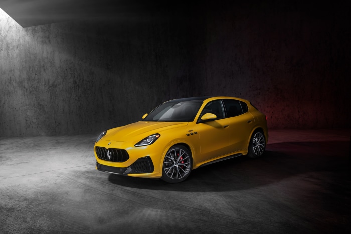 Yellow Maserati Grecale Trofeo 4K